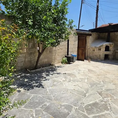 Lemon Tree Cottage-vasa Koilaniou Ferienhaus